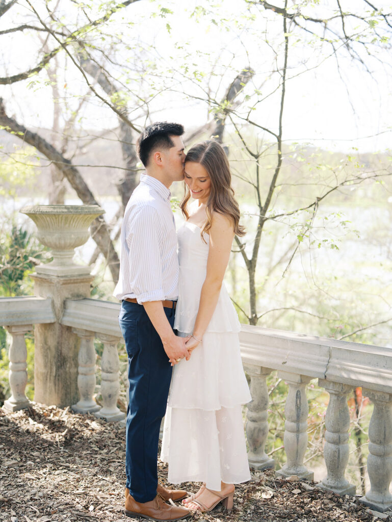 intimate romantic couples photoshoot poses on film photography