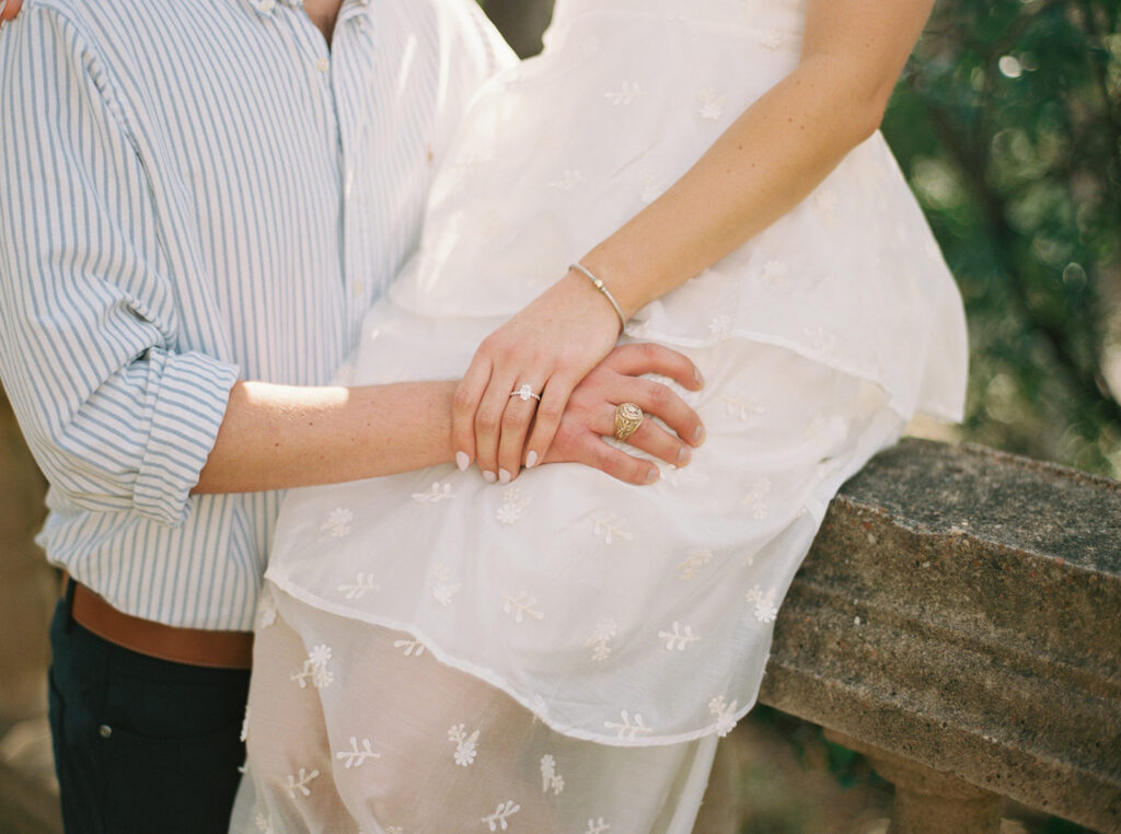 Classy Engagement Photos at Laguna Gloria in Austin